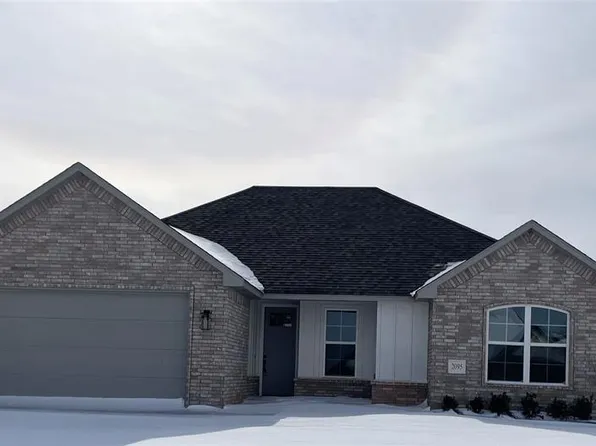 2095 Cash Ct, Blanchard, OK 73010