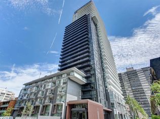 101 Erskine Ave #1414, Toronto, ON M4P1Y5