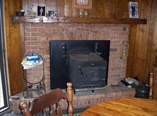 4005 Footville Richmond Rd, Rock Creek, OH 44084
