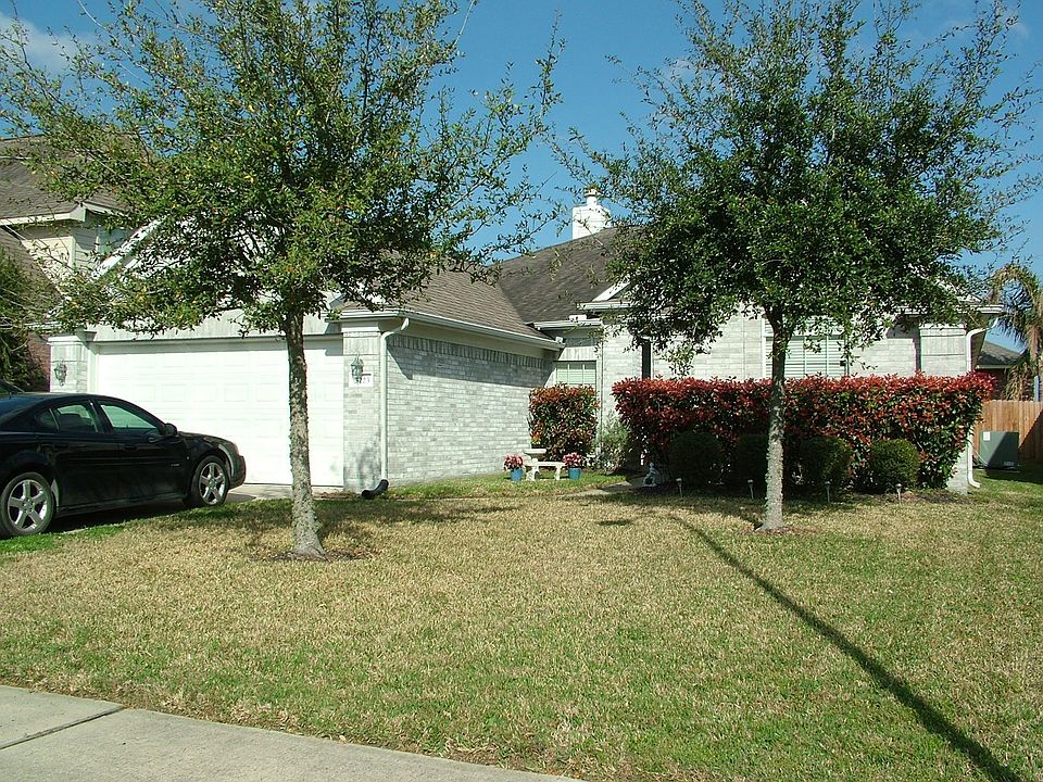 1st image of 5223 Summer Oak Dr