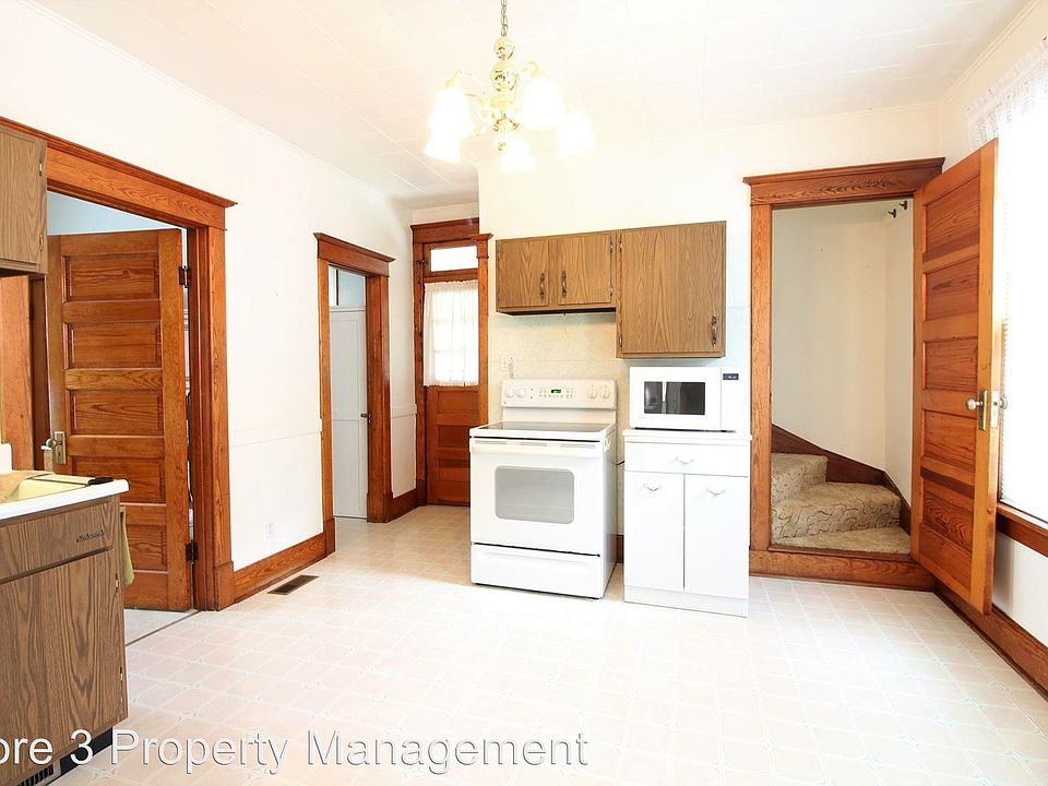 1st image of 2715 W Malone St