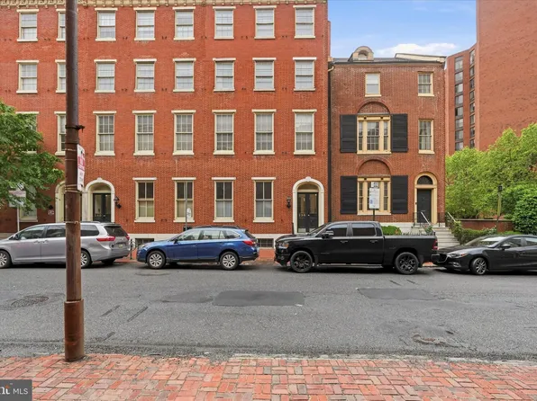 238 S 8th St, Philadelphia, PA