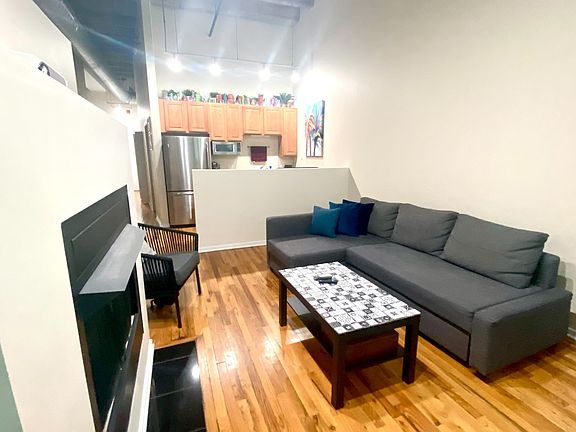 3rd image of 1645 W Ogden Ave Unit 339