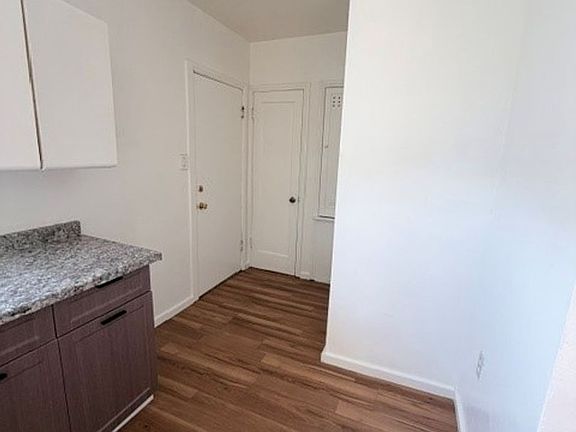 5th image of 2802 Monterey St #3