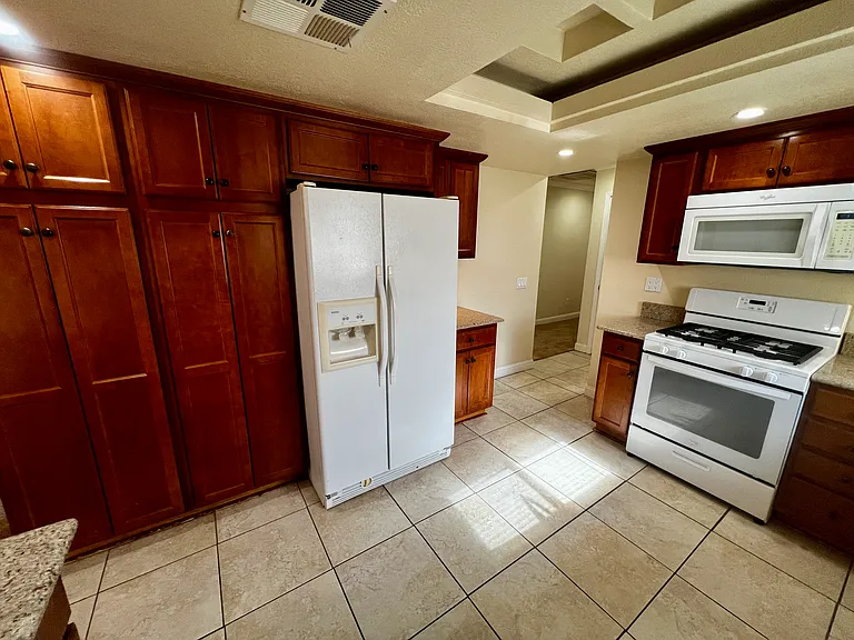74071 Playa Vista Dr — Photo 16