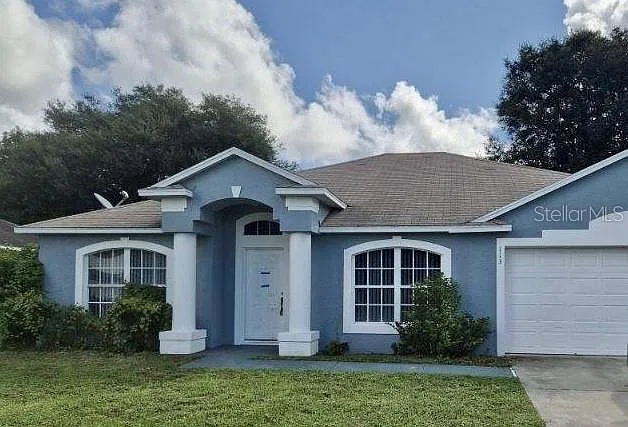 113 Long Pine Dr