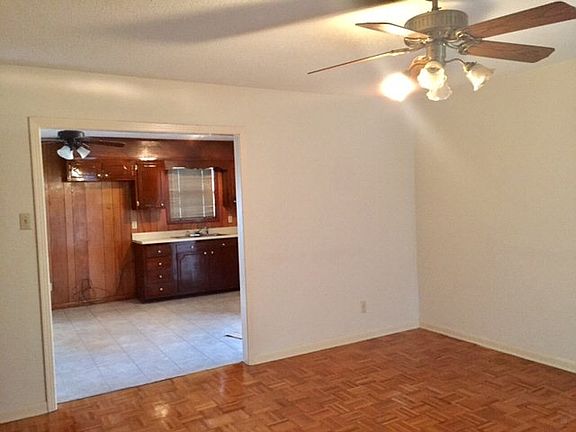 2nd image of 1651 S Pear Ln
