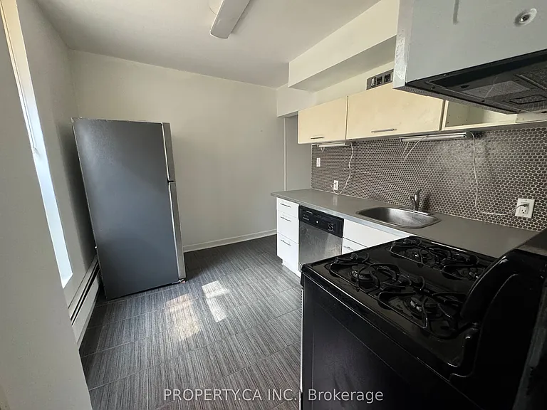 22 Brad St #6 — Photo 13