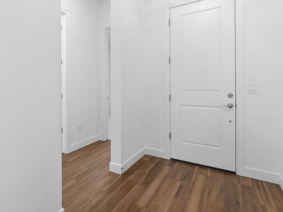 5th image of 641 E Greenback Drive
