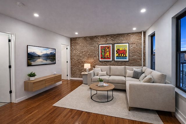1st image of 160 Mott St #33