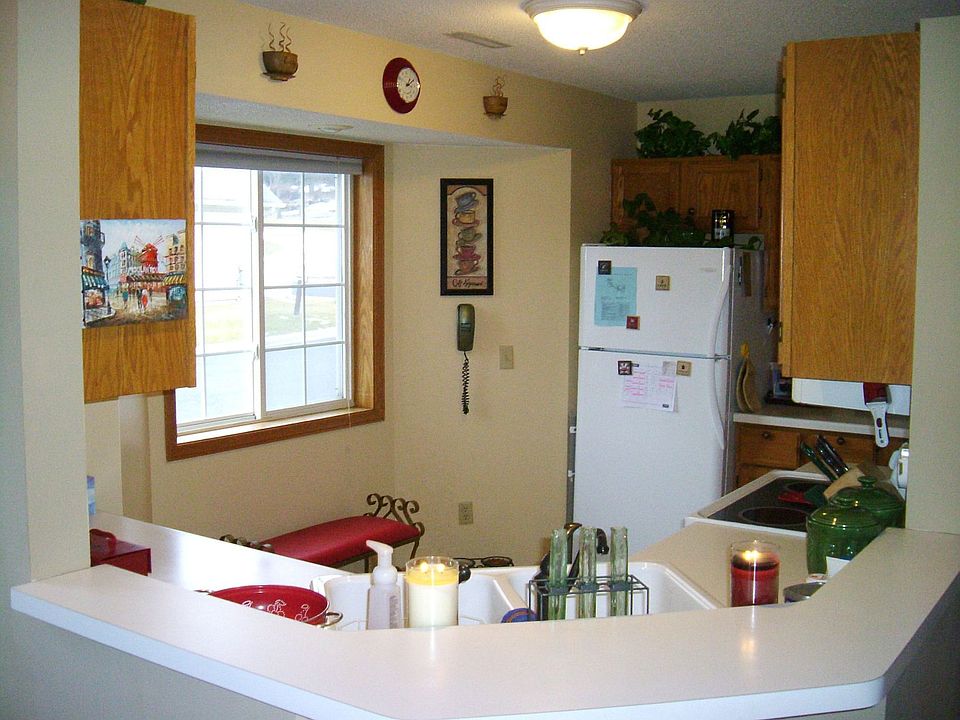 2nd image of 7233 Brittany Ln