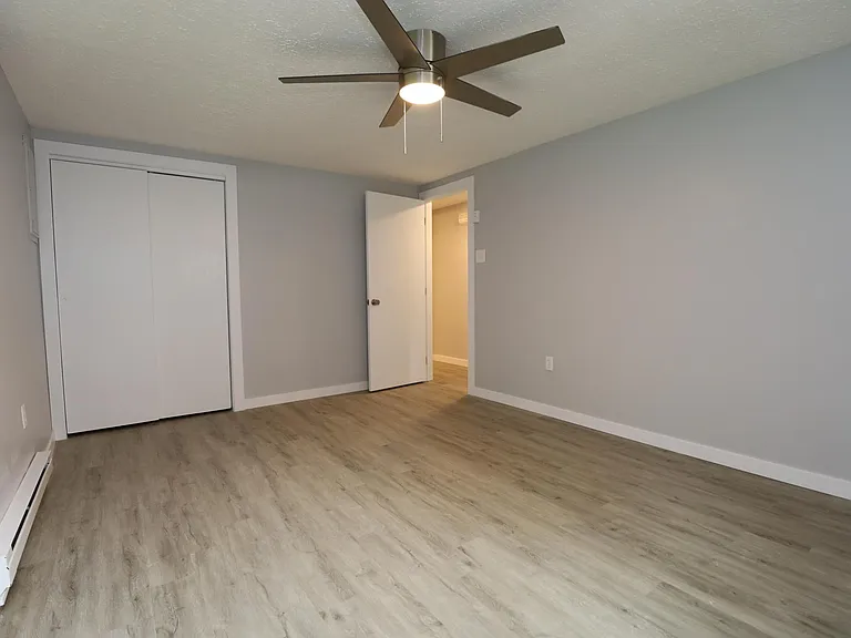 1232 E Henry Clay Ave — Photo 19