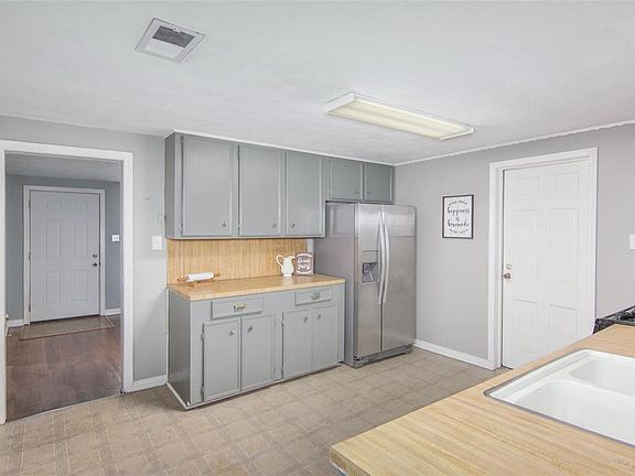 4th image of 509 W Oak St