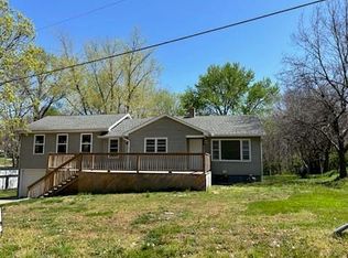 823 N Allen Rd, Independence, MO 64050