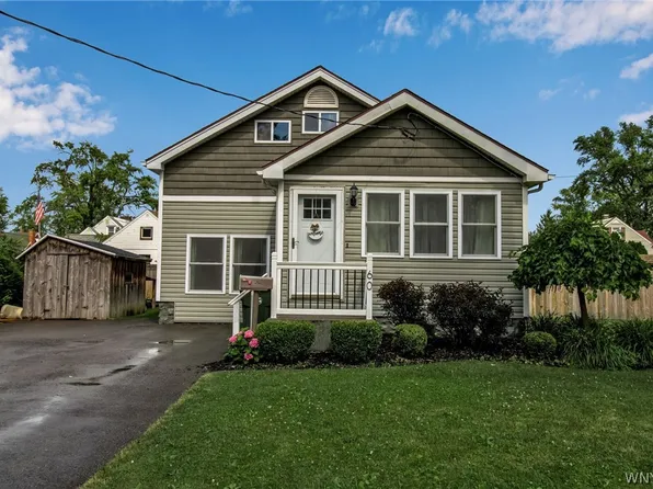 60 Marlowe Ave, Blasdell, NY 14219