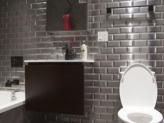5th image of 269A Linden St #3
