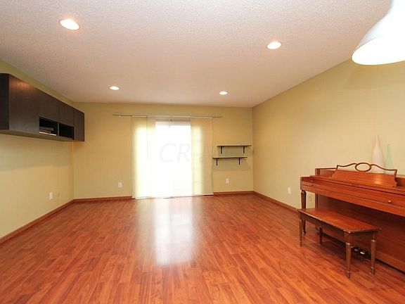 5th image of 163 Hawkins Ln