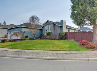 3340 Henderson Way, Medford, OR 97504