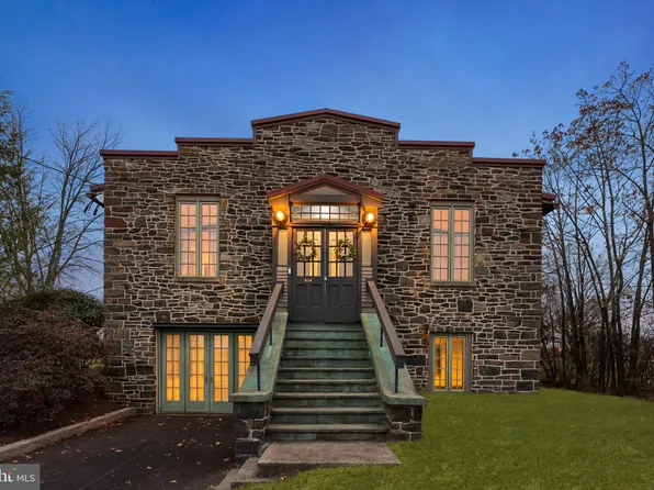 814 Kellers Church Rd., Ottsville, PA 18942