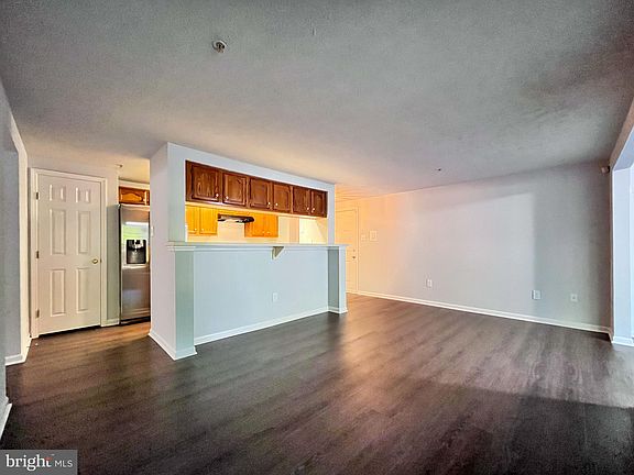 4th image of 13110 Briarcliff Ter #6-601