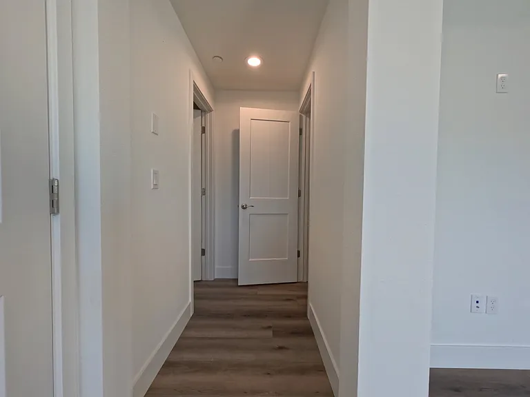 2716 Amora Cir — Photo 10