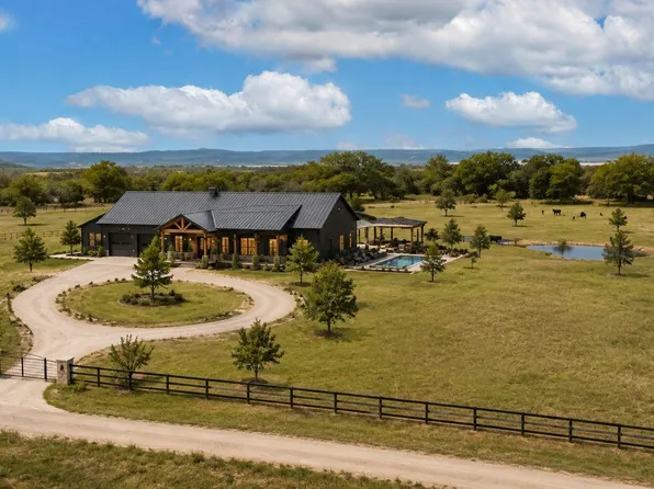 29 New Hope Ln, Palo Pinto, TX 76484