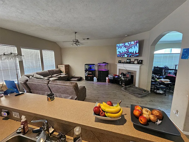 7107 Ballinger Ridge Ln — Photo 4