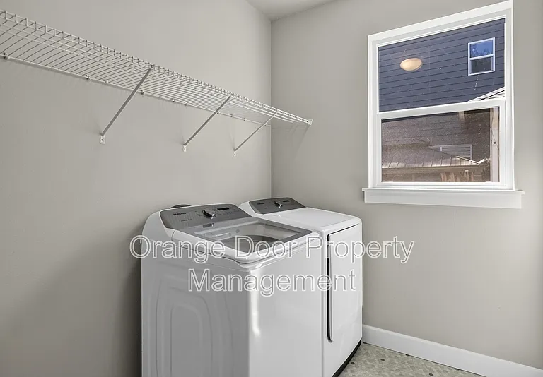18311 SE 248th St — Photo 33