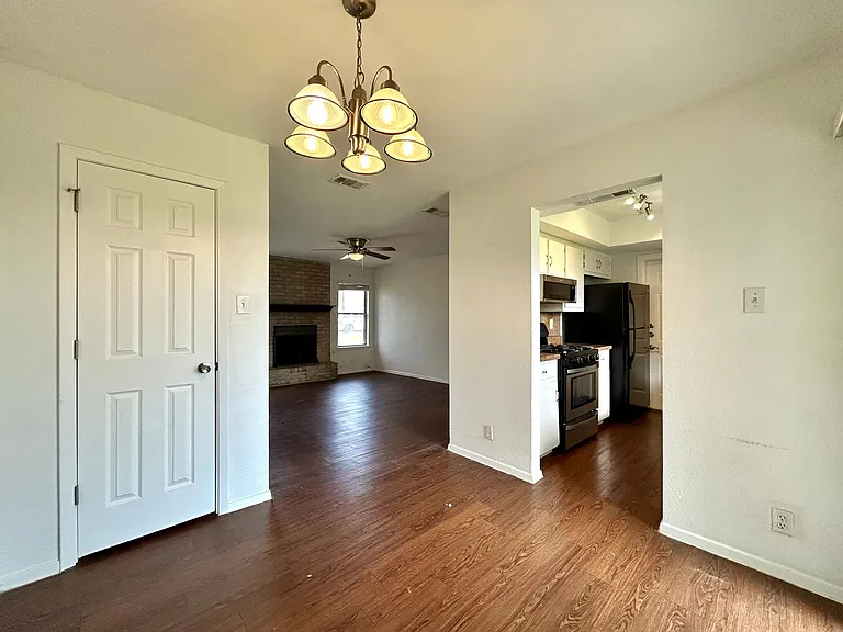 4807 Copperbend Blvd — Photo 9