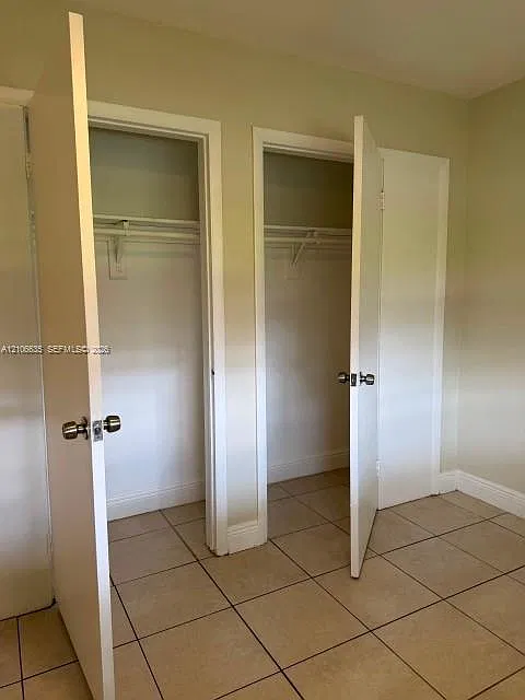 Miami Gardens Estates — Photo 2