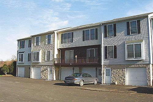 2nd image of 108 Sun Valley