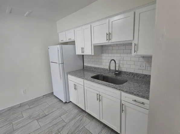 6713 Escondido Dr #B, El Paso, TX 79912