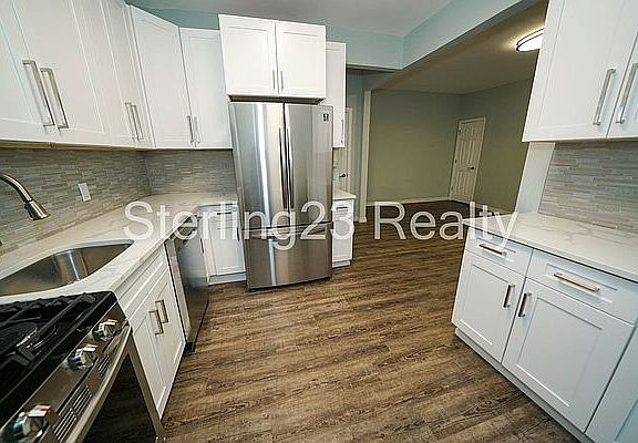 4th image of 47-26 46th St #2