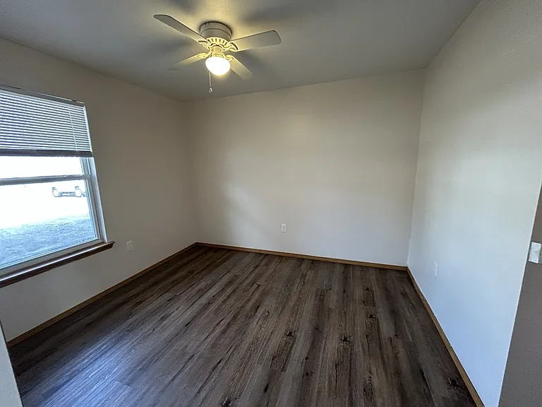 1635 W Neptune St #2 — Photo 3