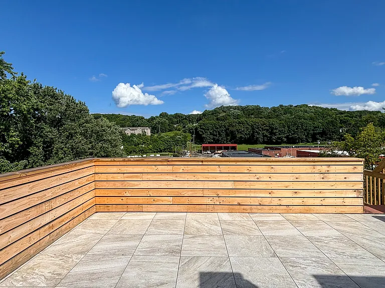 Rear roof top