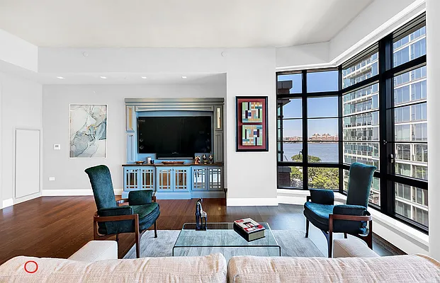 Sold by CORE | media 2