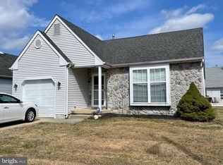 423 Barbados Dr, Williamstown, NJ 08094