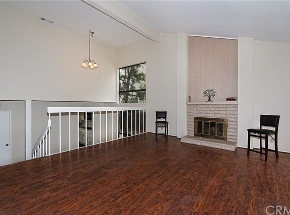4th image of 23942 Copenhagen St