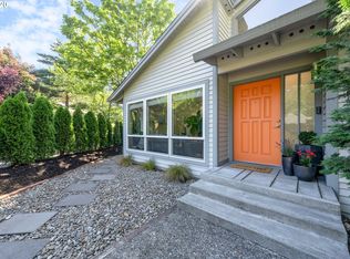 3847 SW 58th Dr, Portland, OR 97221