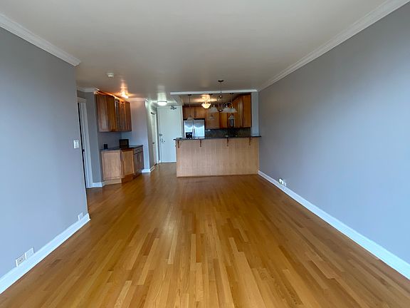 2nd image of 2020 N Lincoln Park W APT 16C