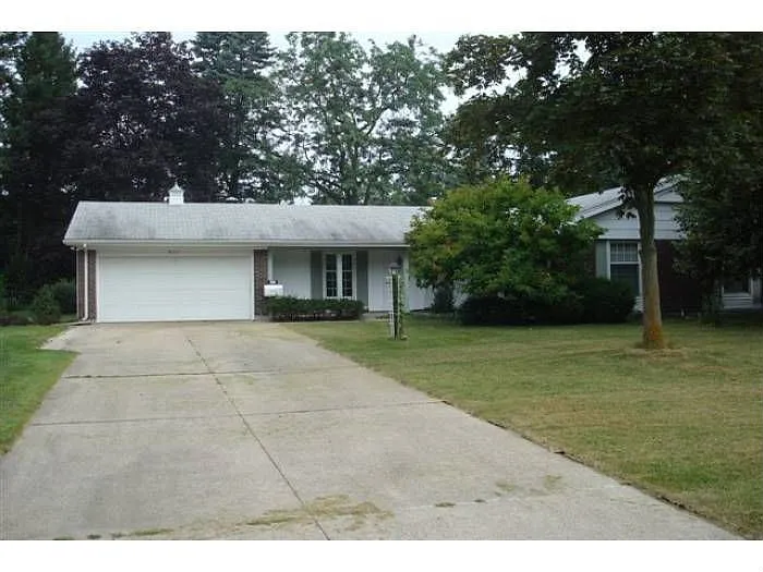 6111 Oldham Ct photo 1