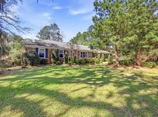 418 Sassanqua Dr., Georgetown, SC 29440