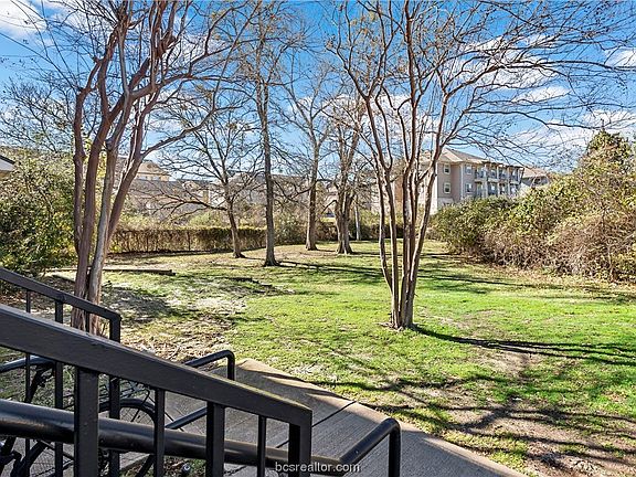 4th image of 1725 Harvey Mitchell Pkwy S APT 128