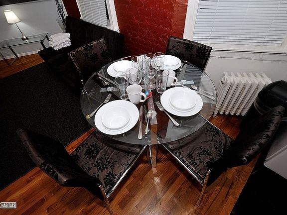 3rd image of 440 W 45th St APT 2E