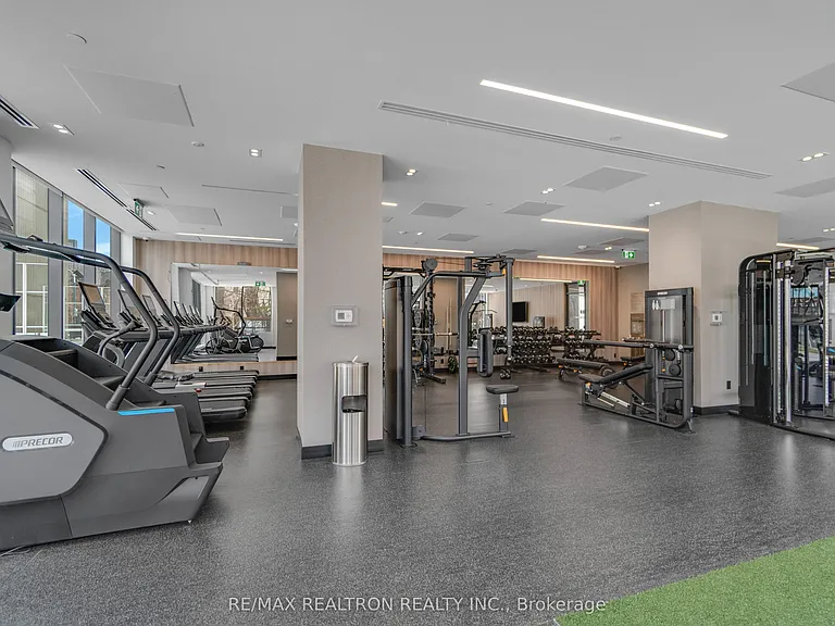 664 Spadina Ave #205 — Photo 36