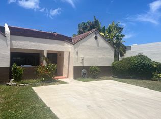14911 SW 89th St, Miami, FL 33196