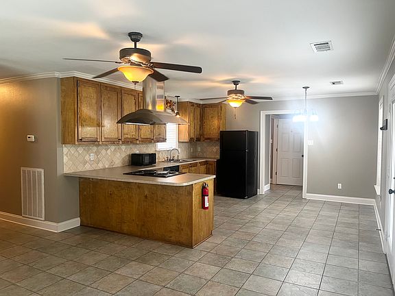 3rd image of 22140 Walker St APT 23