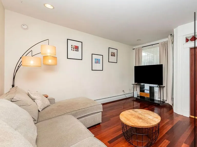 301 Richards Ave — Photo 5