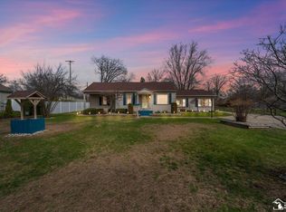 3960 Sterns Rd, Lambertville, MI 48144