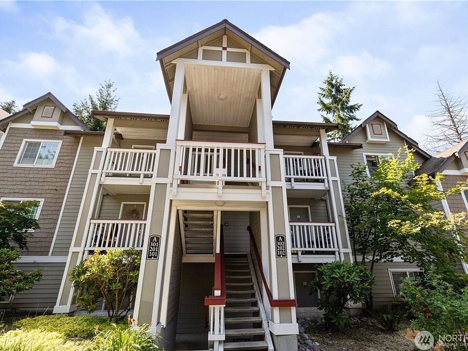 1st image of 18505 SE Newport Way Unit A202